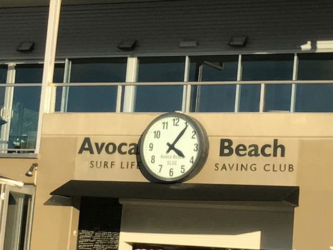 The Beach Hut Avoca Beach NSW - Internet Find 3
