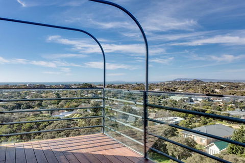The Blairgowrie Glasshouse: 360 Views - Internet Find 1
