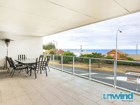 The Block Views Apartments Victor Harbor - Internet Find 1