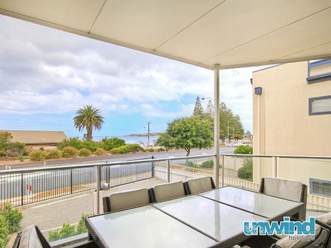 The Block Views Apartments Victor Harbor - Internet Find 3