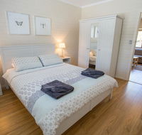 The Blue Door Villa - Internet Find