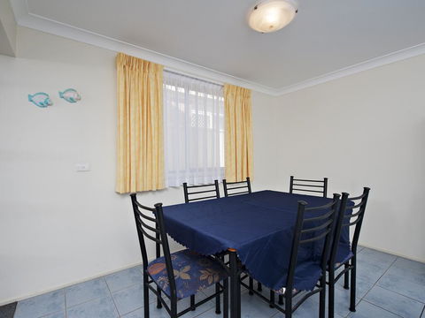 The Breakers, 16B Government Road - Internet Find 3