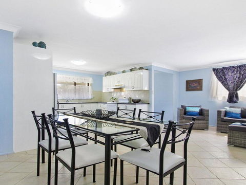 The Burra Break - 3 Minute Walk To Beach Access - Internet Find 3