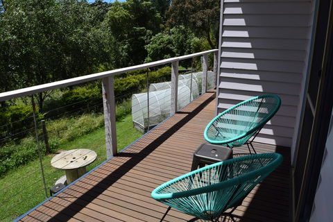The Caretakers Cottage - Internet Find 2