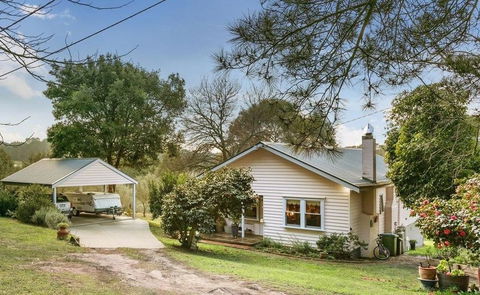 The Caretakers Cottage - Internet Find 0