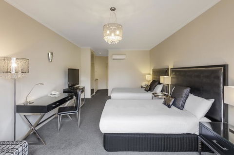 The Carrington Hotel - Internet Find 2