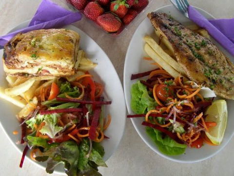 River Cruz Cafe - Internet Find 4