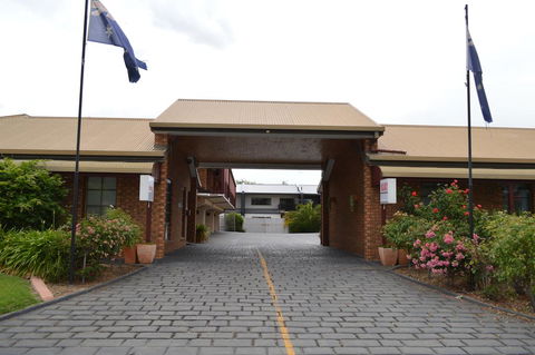 The Cottage Motor Inn Albury - Internet Find 0