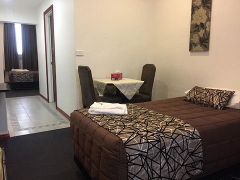 The Esplanade Motel - Internet Find 3