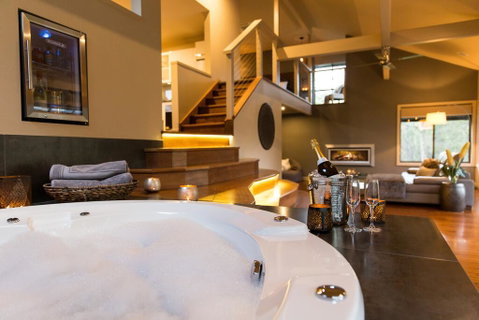 The Edge Villa - Internet Find 0