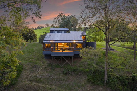 The Edge Villa - Internet Find 1
