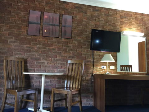 The Finley Palm Motor Inn - Internet Find 3
