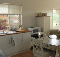 The Friendly Chat Bed and Breakfast - Internet Find