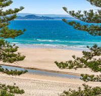The Garland at Rainbow Bay - Internet Find