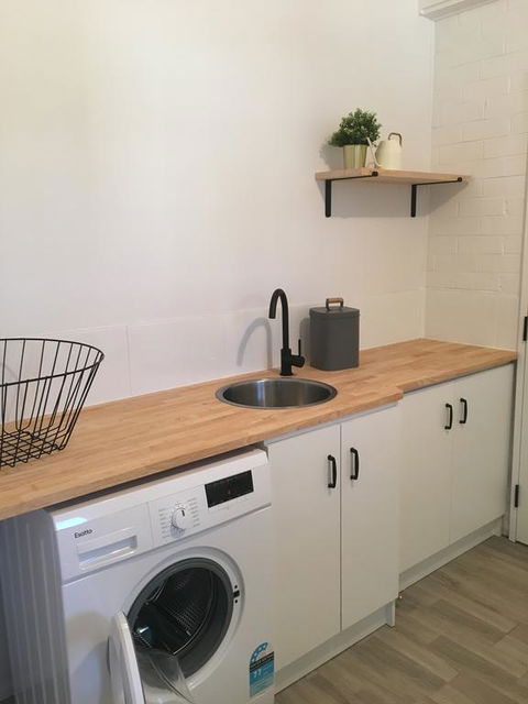The Gathering Ground - Spacious Entertainer In Toowoomba City - Internet Find 3