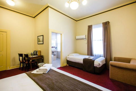 The Glenferrie Hotel Hawthorn - Internet Find 2