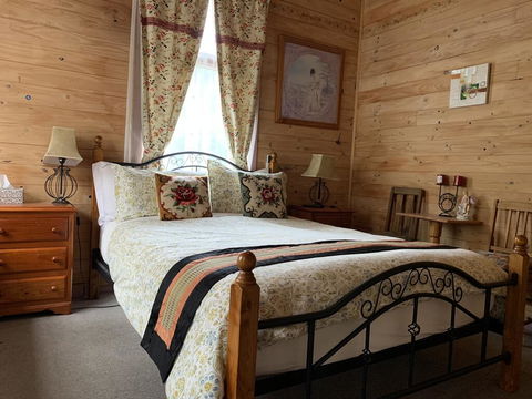 The Goat And Goose Bed & Breakfast - Internet Find 3