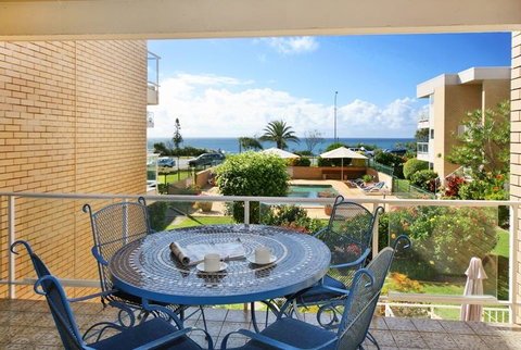 The Headlands Apartments - Internet Find 3