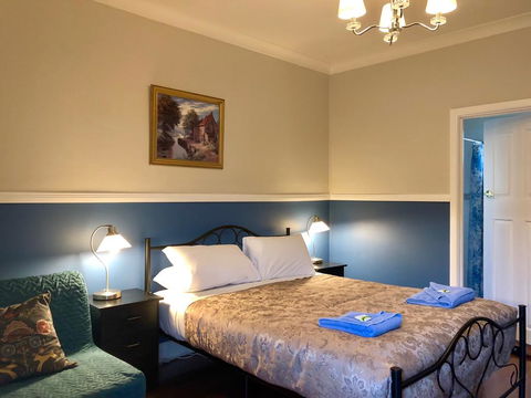 The Lady Jane Motel - Internet Find 1