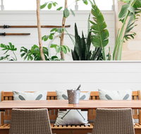 The Lakes Hotel - Internet Find