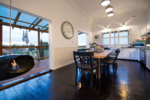 The Lodge At Clunes - Internet Find 3