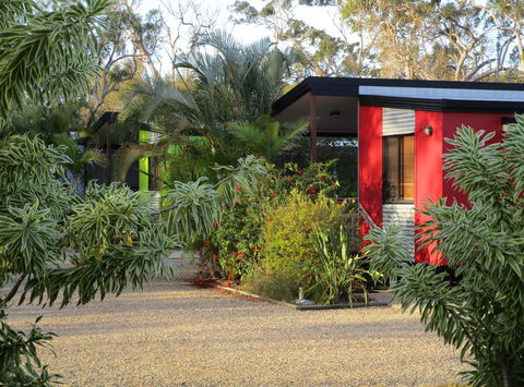 The Lovely Cottages Retreat - Guests Only - Internet Find 0