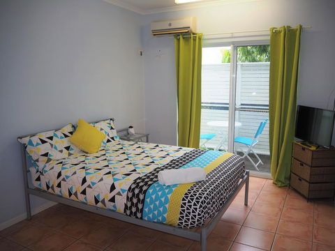 The Martyn Budget Apartment (no A/c) - Internet Find 2