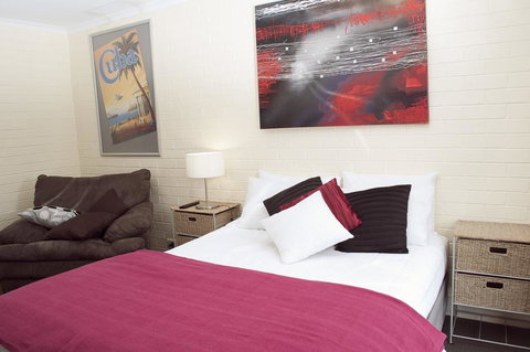 The Mews Motel - Internet Find 3