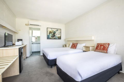 The Mulgrave Motel - Under New Management - Formerly Mulgrave Court Motor Inn - Internet Find 3