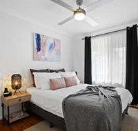 The Neo stylish central apartment with aircon courtyard and Netflix - Internet Find
