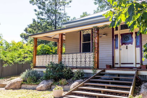 The Oaks Lilydale Accommodation - Internet Find 2