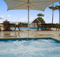 The Oaks Waterfront Resort Unit 302 - Internet Find