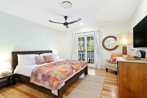 The Odd Gecko B&B - Internet Find 3