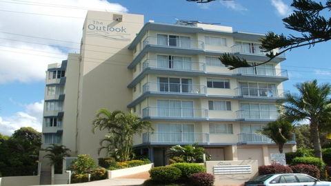 The Outlook U9/9 Hume Parade - Internet Find 0