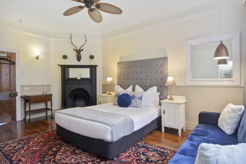 The Pines Bed And Breakfast - Internet Find 2