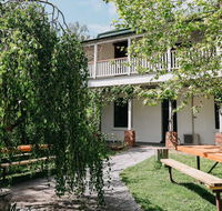 The Robin Hood Inn - Internet Find
