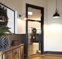 The Royal Hotel Drouin - Internet Find