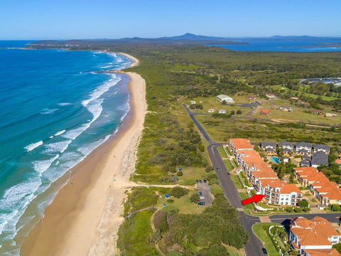 The Sands 7- Great Views Across The Ocean - Internet Find 0
