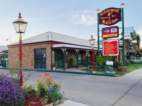 The Settlement Historic Hotel - Internet Find 0