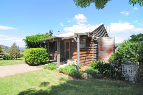 The Settlers Cottage - Kangaroo Valley - Internet Find 0