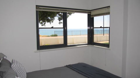 The Somerton Beach Retreat - Internet Find 1