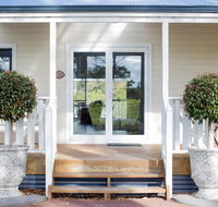 The Summer House Retreat - Internet Find