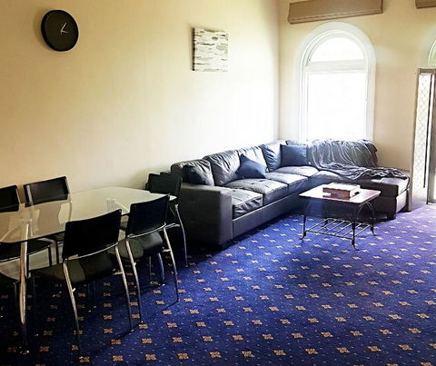 The Wharf Hotel - Internet Find 1