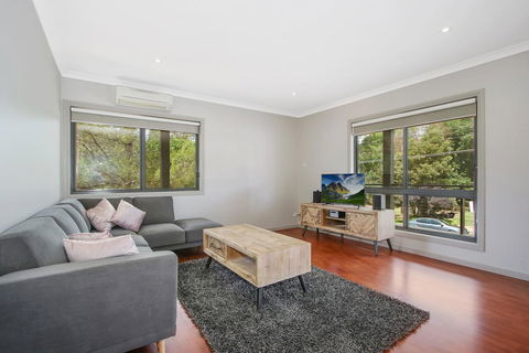 The Woolly Figg Apartment - Internet Find 1
