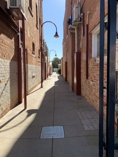 The Yarrawonga Hotel - Internet Find 1