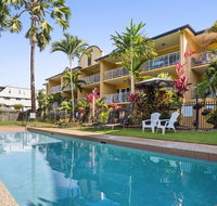 The York Beachfront Holiday Apartments - Internet Find