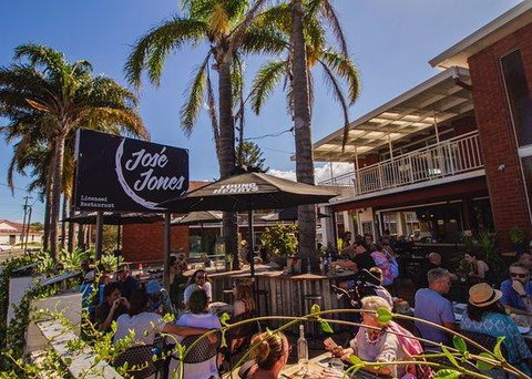 Thirroul Beach Motel - Internet Find 1