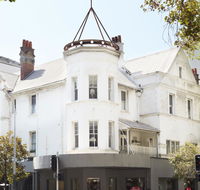 Three Rooms Sydney - Internet Find