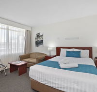 Thunderbird Motel Yass - Internet Find