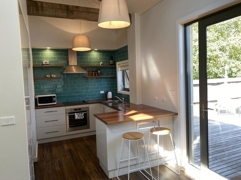 Timboon Toybox Apartments - Internet Find 1